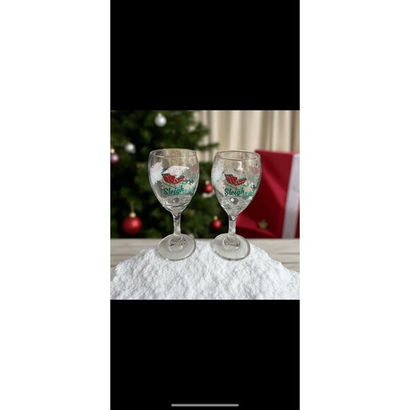 Sleigh All Day Stem Goblets 7"-Set of 2- Snow- Sleigh- Sparkly Snow-Christmas - Picture 4 of 4